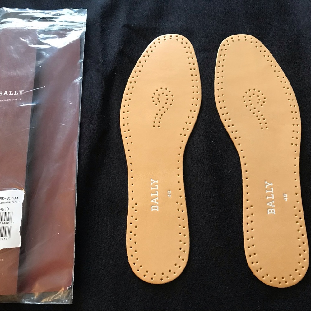 One pair Bally Mens Leather Insole